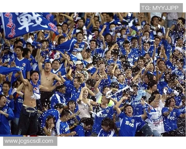 足球盛宴迎新春球迷共庆佳节欢声笑语传万家